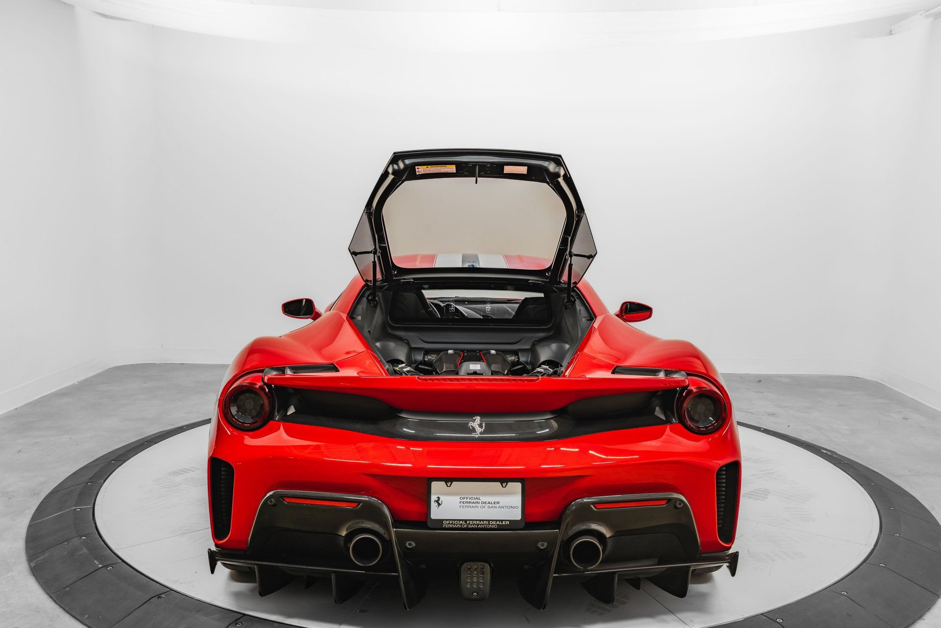 Certified 2020 Ferrari 488 Pista Coupe RWD image 24