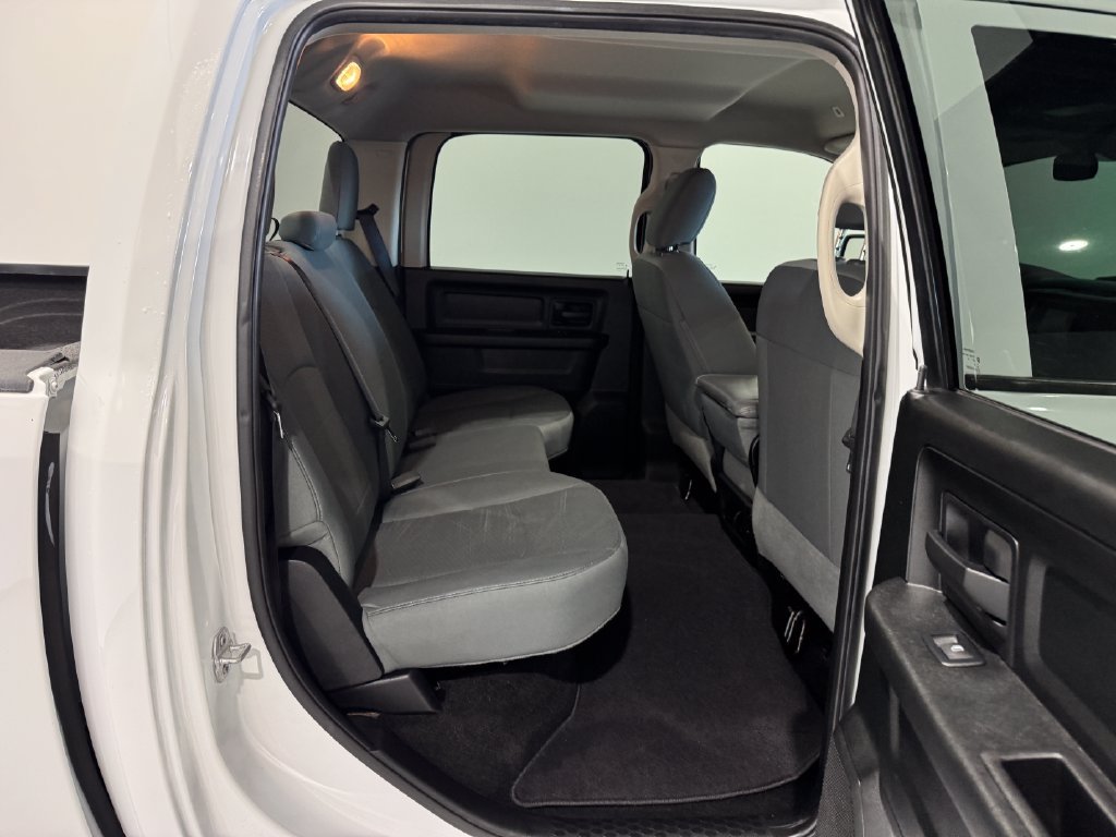 Used 2018 RAM 1500 Express w/ Express Value Package AWD/4WD image 23
