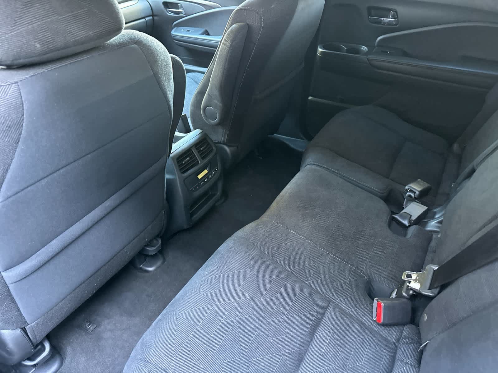 Used 2022 Honda Pilot Sport image 4