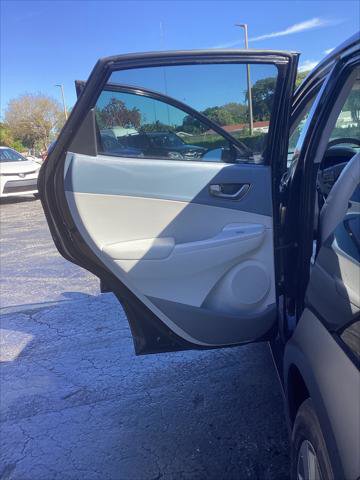 Used 2021 Hyundai Kona Ultimate image 16