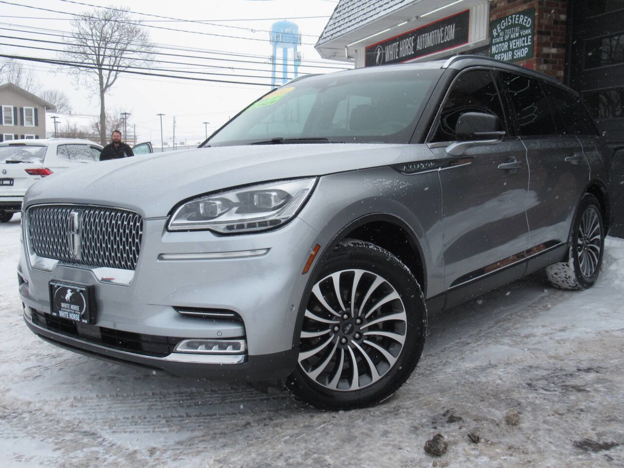 Used 2020 Lincoln Aviator Reserve w/ Equipment Group 201A image 34