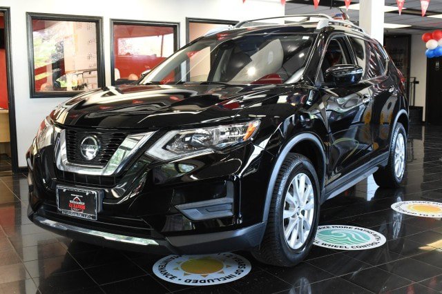 Used 2019 Nissan Rogue SV