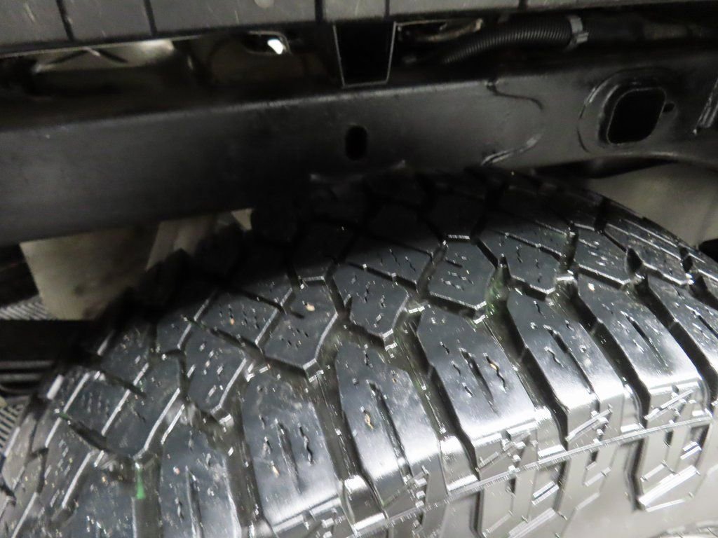 Used 2022 GMC Sierra 1500 AT4 w/ AT4 Premium Package AWD/4WD image 39