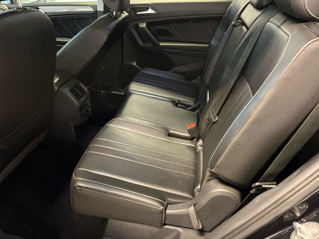 Certified 2022 Volkswagen Tiguan SE FWD image 17
