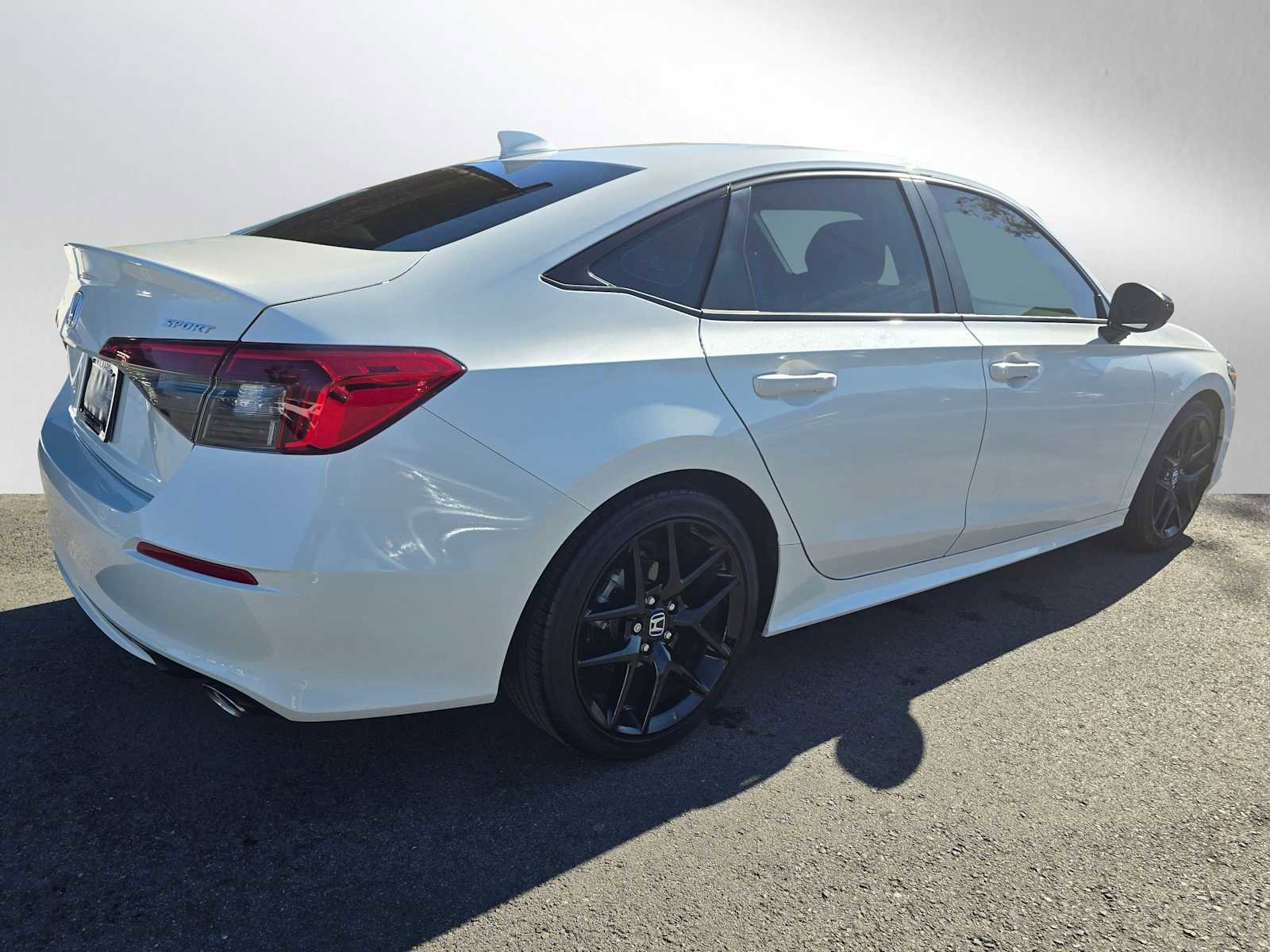 Used 2023 Honda Civic Sport image 3
