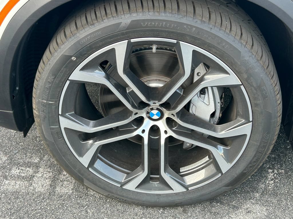 New 2026 BMW X5 xDrive50e AWD/4WD image 9