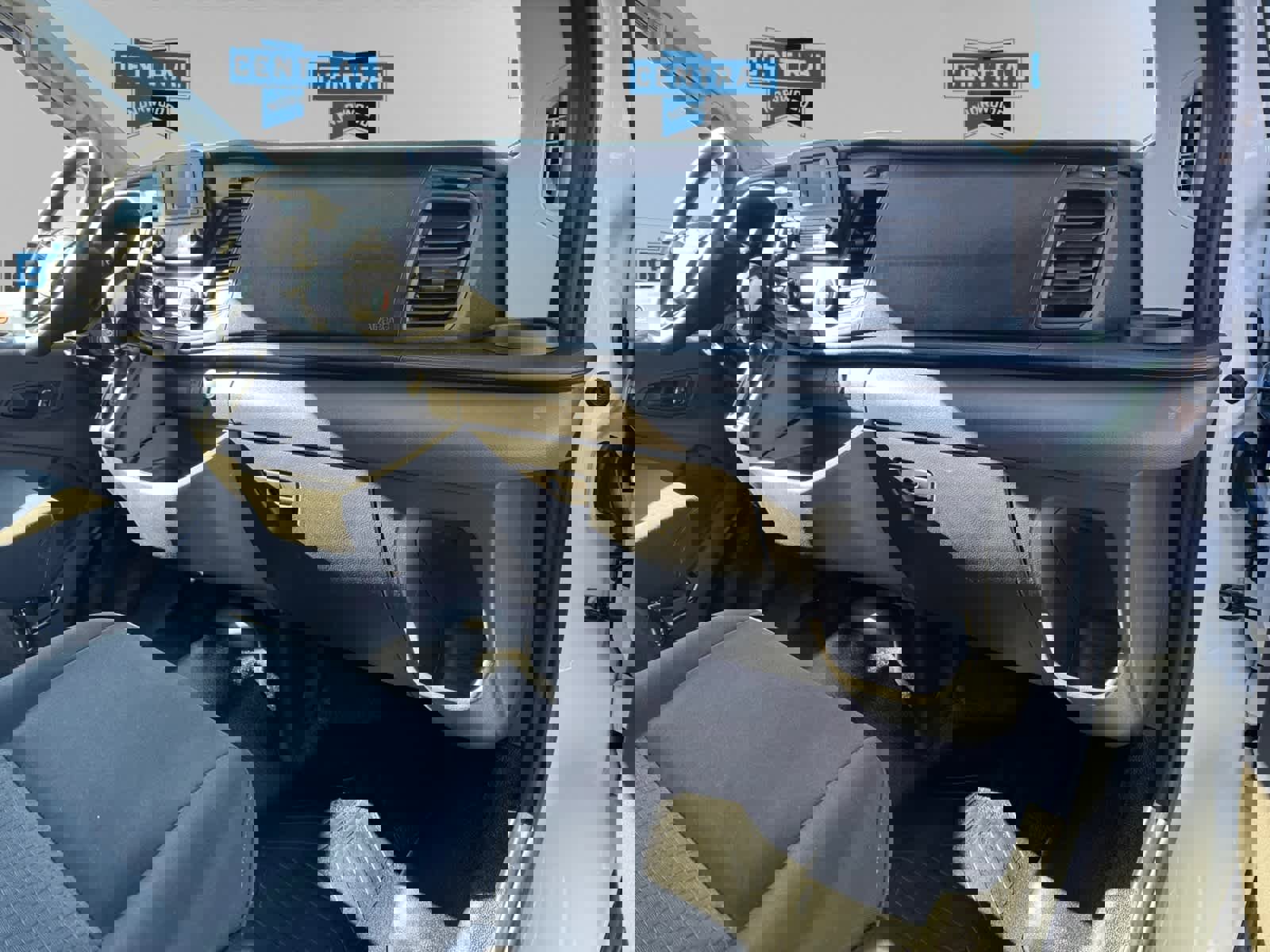 Used 2024 Ford Transit 250 Low Roof w/ Exterior Upgrade Package image 21