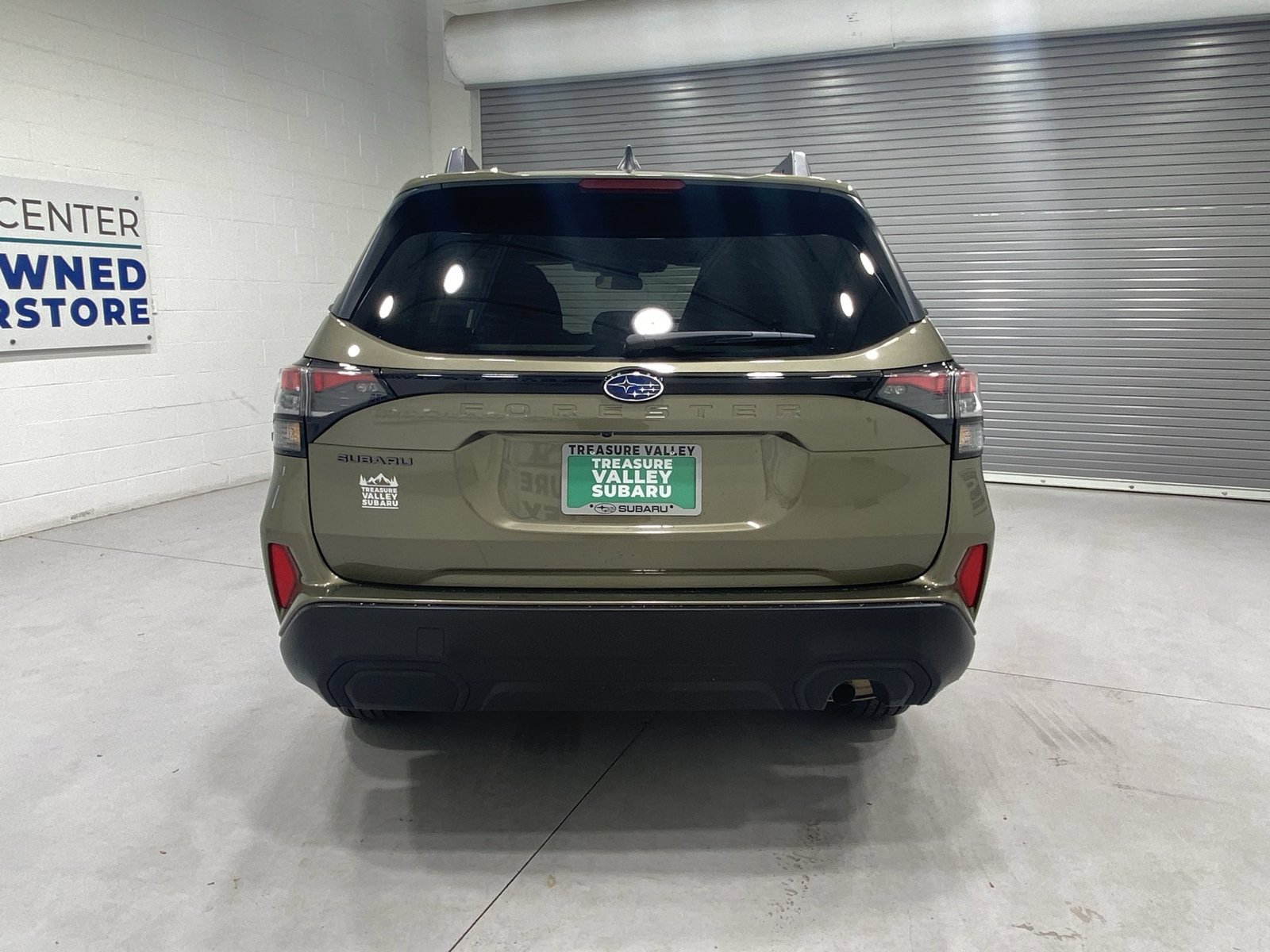 Used 2025 Subaru Forester Premium AWD/4WD image 7