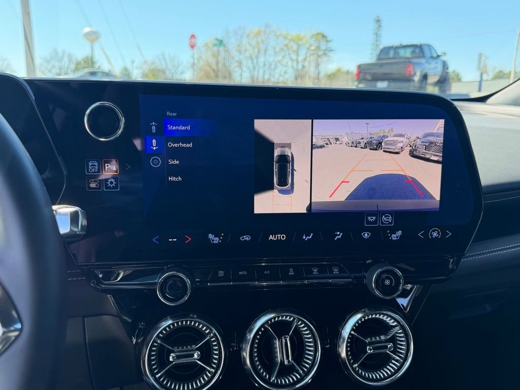 Used 2025 Chevrolet Blazer EV LT image 24