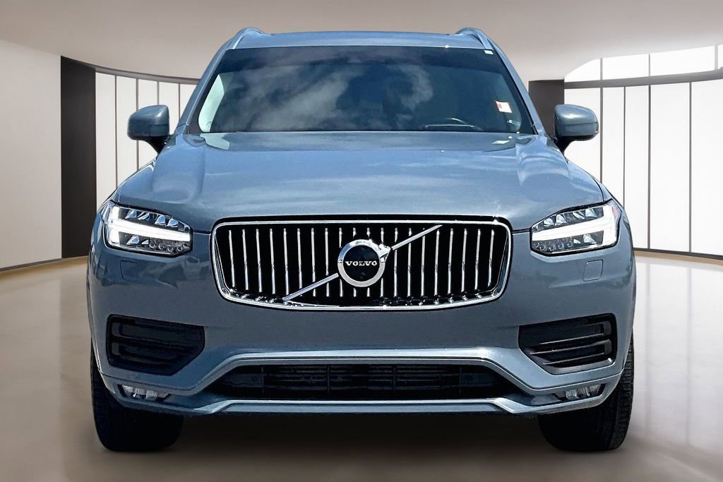 Used 2020 Volvo XC90 T6 Momentum w/ Protection Package Premier AWD/4WD image 3