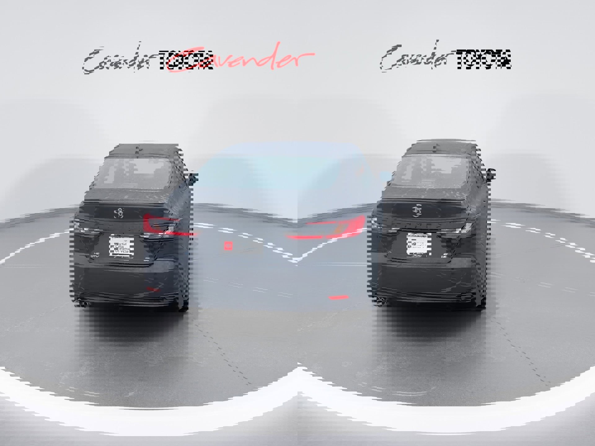 Used 2026 Toyota Camry SE image 7