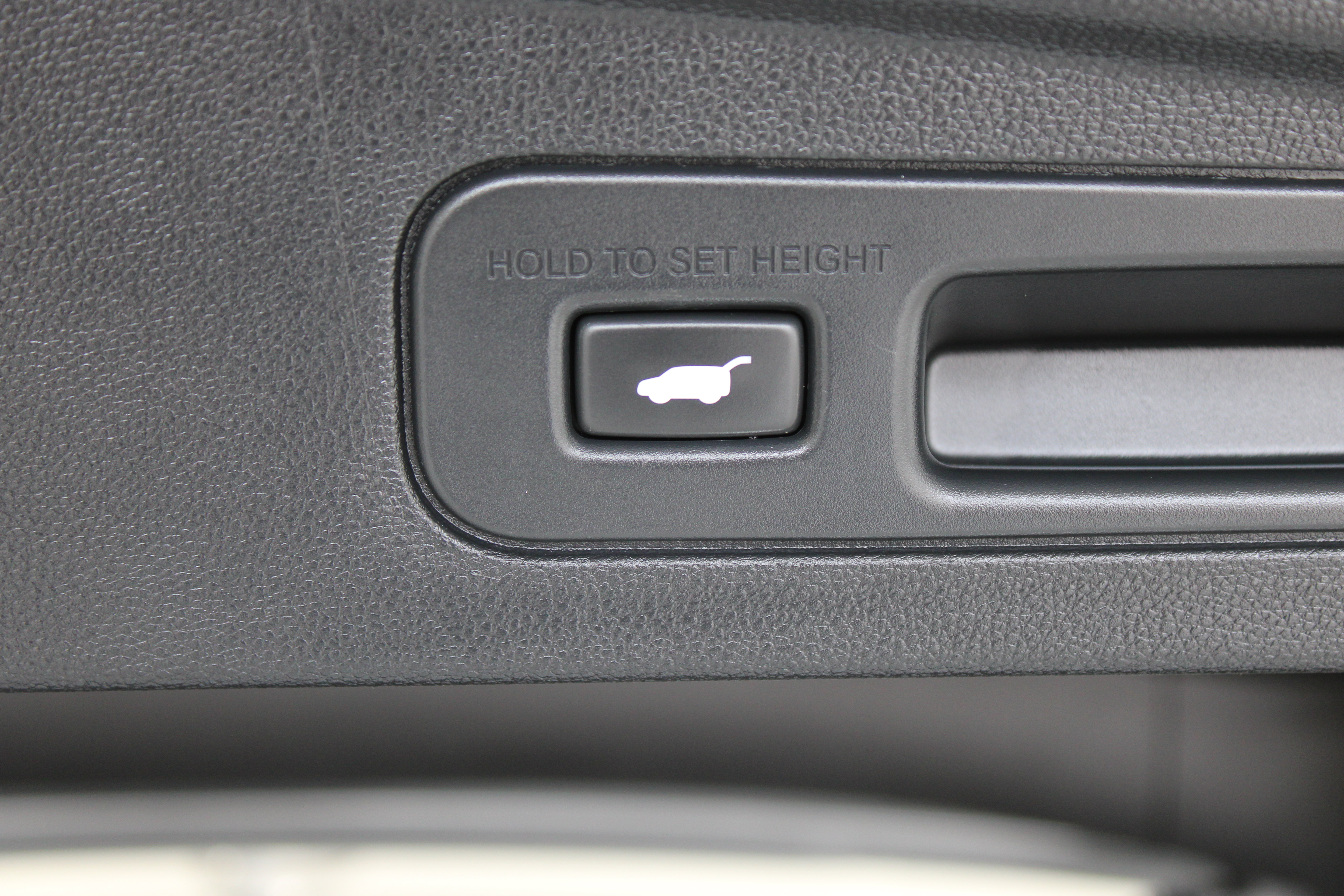 Used 2025 Acura MDX w/ Technology Package AWD/4WD image 36