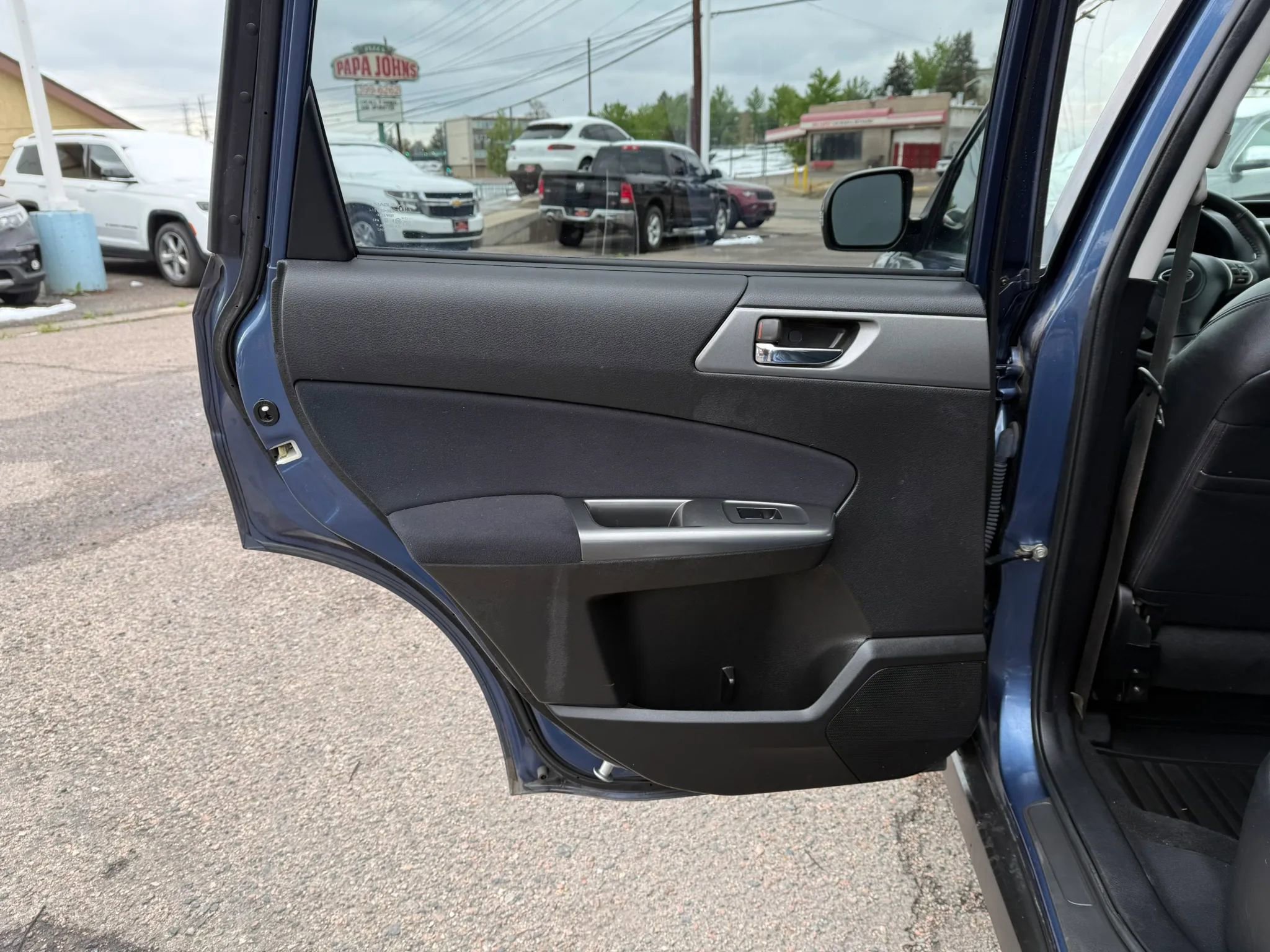 Used 2011 Subaru Forester 2.5X Touring w/ Popular Equipment Group 4B AWD/4WD image 14