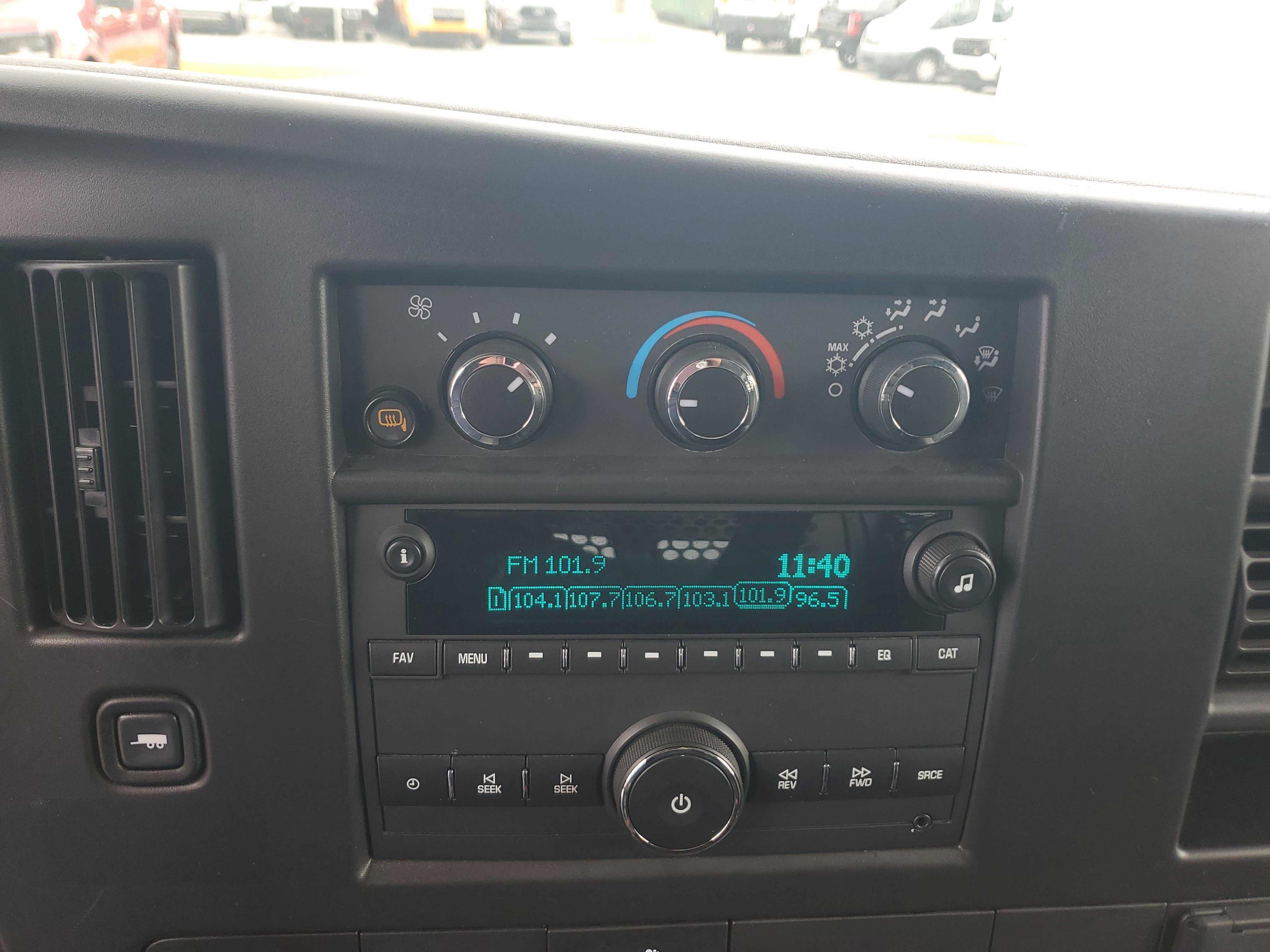 Used 2023 GMC Savana 2500 w/ Driver Convenience Package image 21