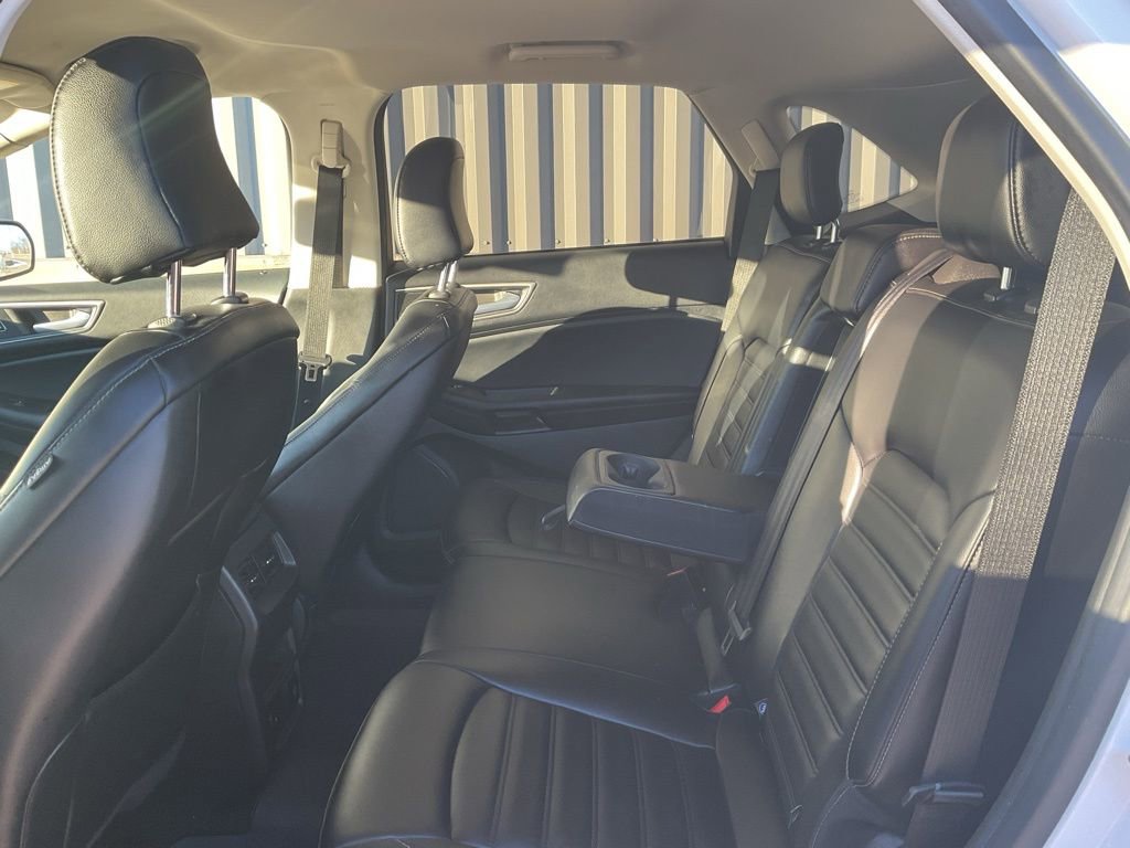 Used 2023 Ford Edge SEL w/ Convenience Package image 16