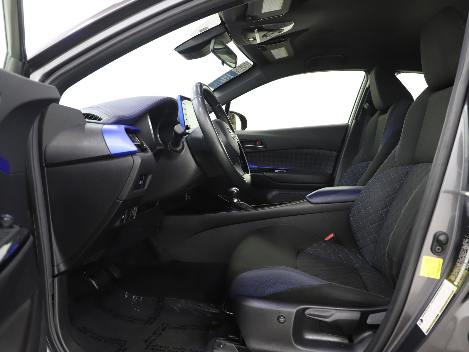 Used 2021 Toyota C-HR XLE FWD image 19