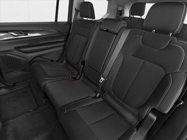 New 2025 Jeep Grand Cherokee L Laredo w/ Luxury Tech Group I image 9