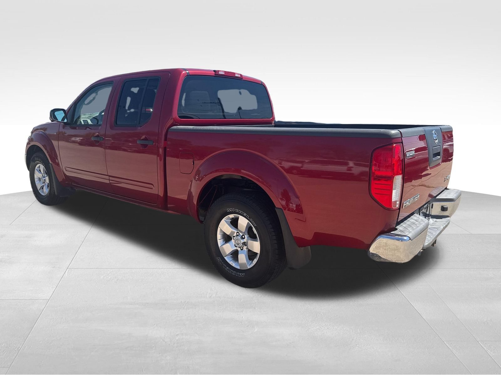 Used 2011 Nissan Frontier SV AWD/4WD image 17