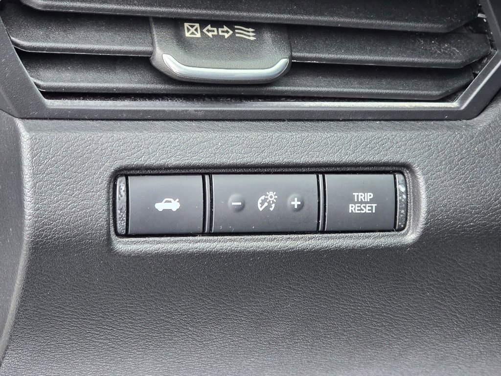 Used 2023 Nissan Altima 2.5 SV image 8