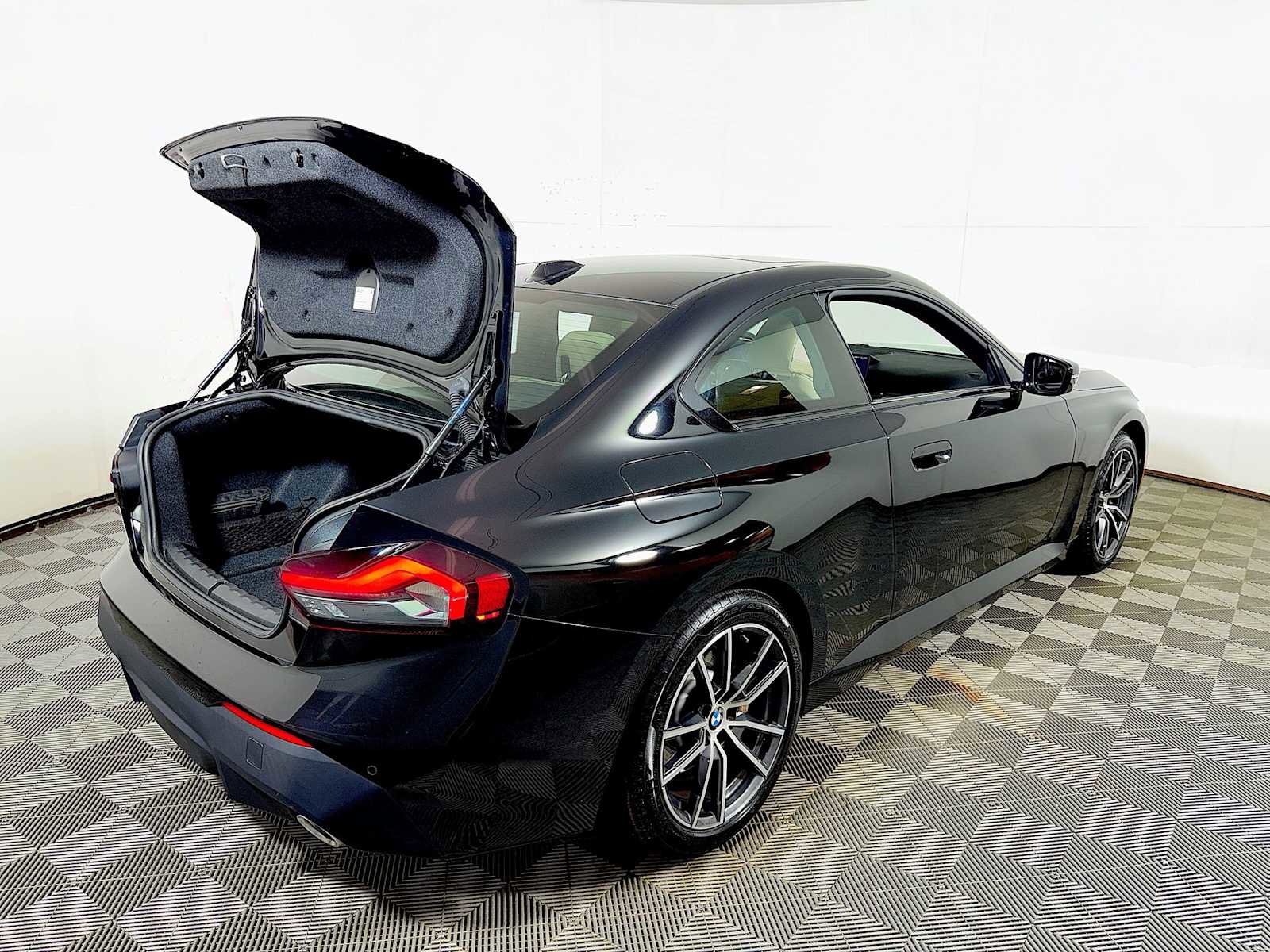 Certified 2023 BMW 230i xDrive 230i xDrive w/ Premium Package image 23