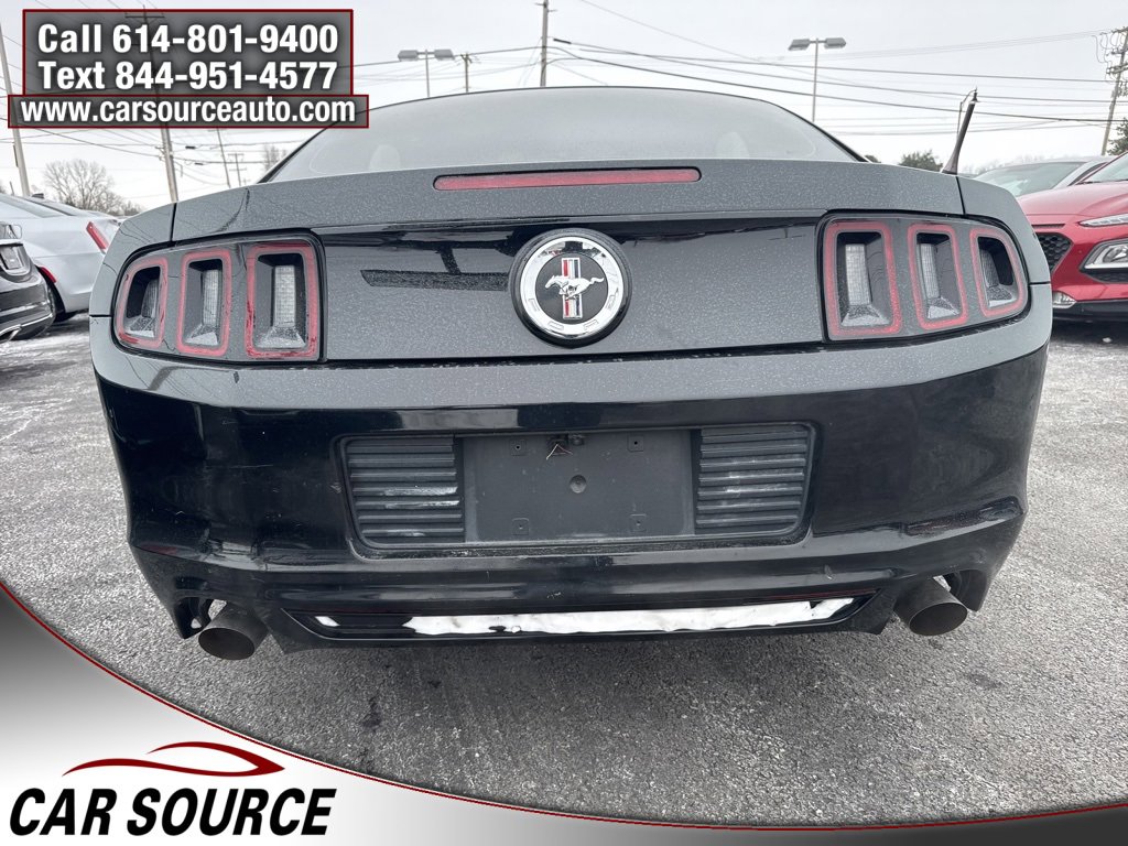 Used 2014 Ford Mustang Coupe image 5