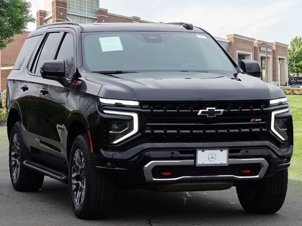 Used 2025 Chevrolet Tahoe Z71 w/ Z71 Off-Road Package image 3