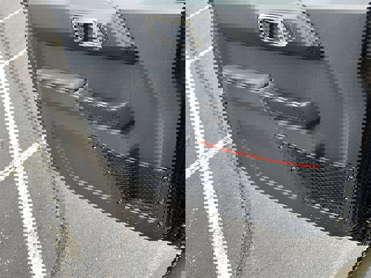 New 2025 Ford Bronco Raptor image 18