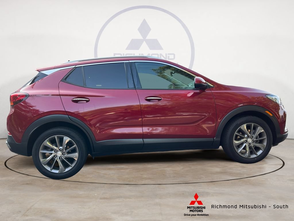 Used 2021 Buick Encore GX Essence w/ Advanced Technology Package FWD image 2