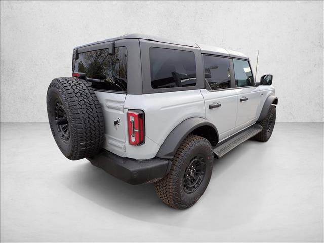 New 2026 Ford Bronco Outer Banks w/ Sasquatch Package AWD/4WD image 4