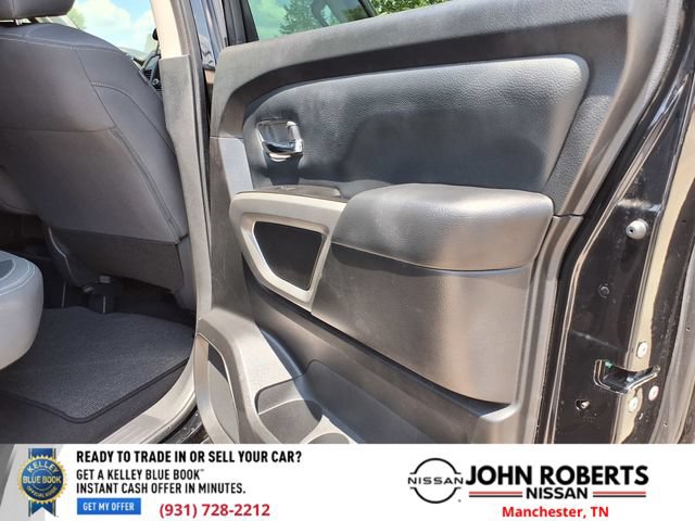 Used 2024 Nissan Titan SV RWD image 19