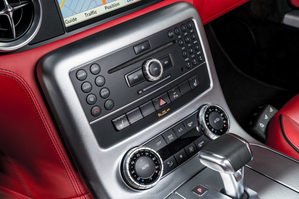 Used 2011 Mercedes-Benz SLS AMG Coupe image 21