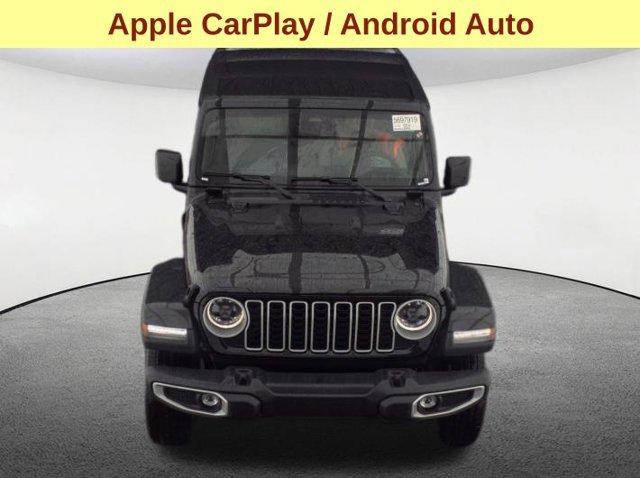 Used 2026 Jeep Wrangler Unlimited Sahara AWD/4WD image 4