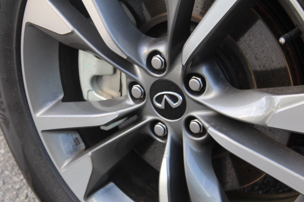 Certified 2025 INFINITI QX60 Luxe image 9