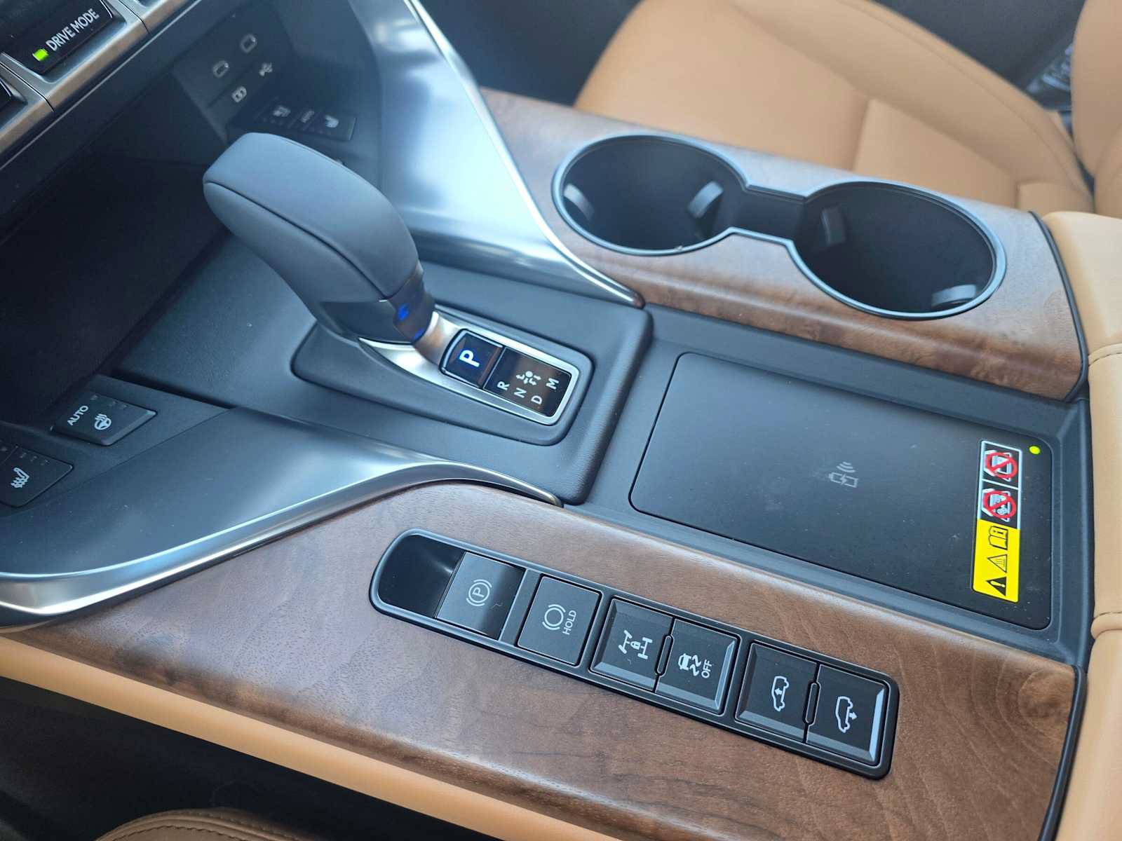 New 2026 Lexus LX 700h Luxury AWD/4WD image 31
