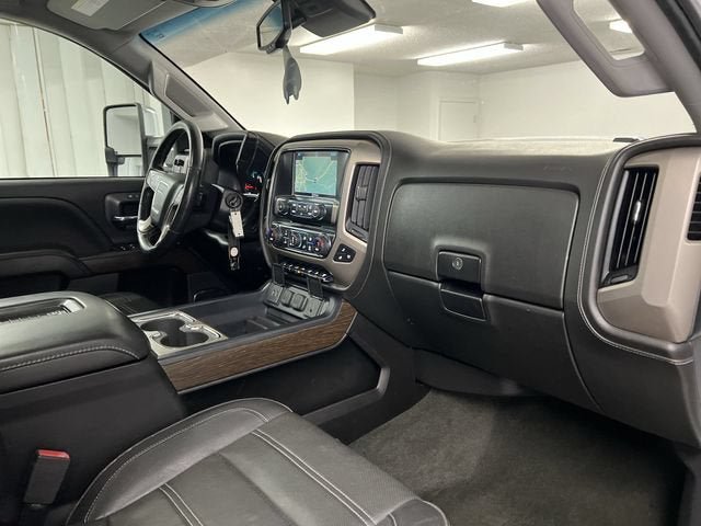 Certified 2017 GMC Sierra 3500 Denali w/ Duramax Plus Package AWD/4WD image 30