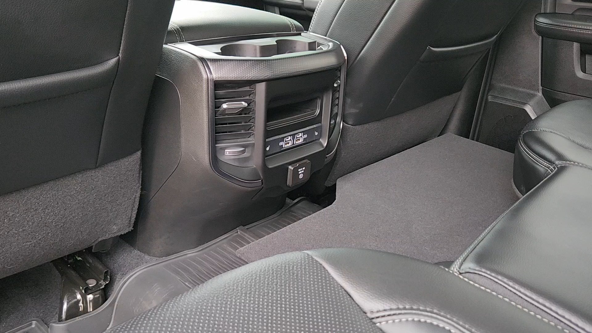 Used 2025 RAM 2500 Rebel w/ Rebel Level 1 Equipment Group AWD/4WD image 17
