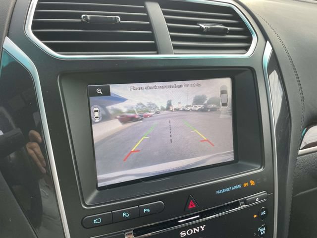 Used 2016 Ford Explorer Platinum AWD/4WD image 28