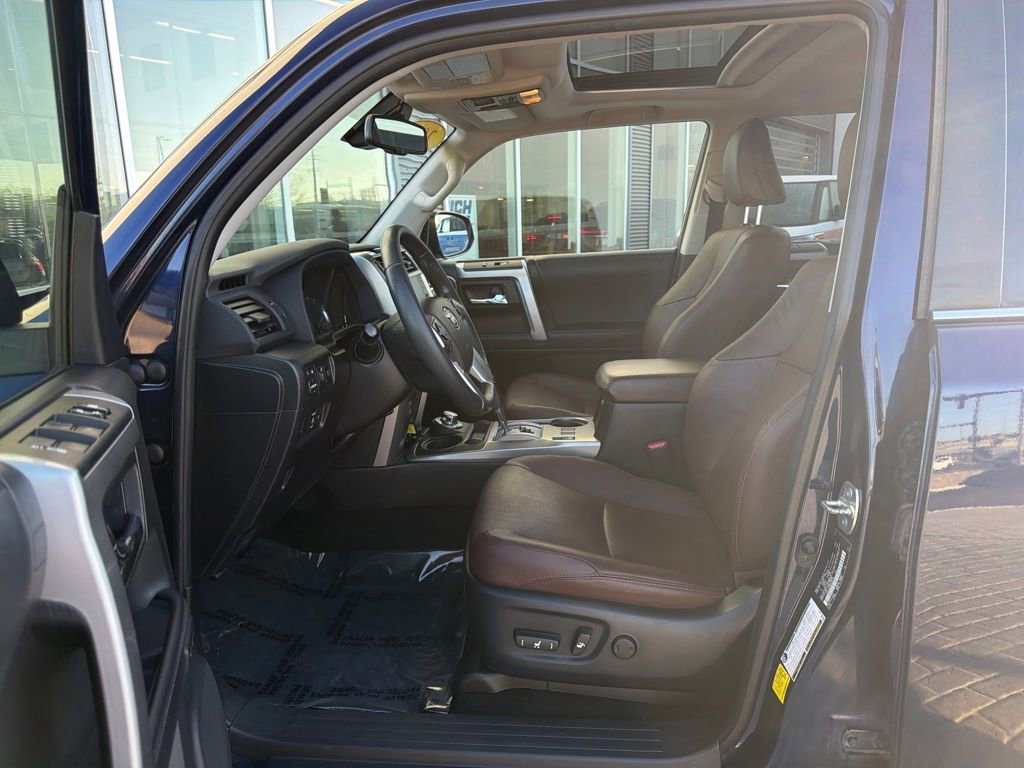 Used 2022 Toyota 4Runner Limited image 9