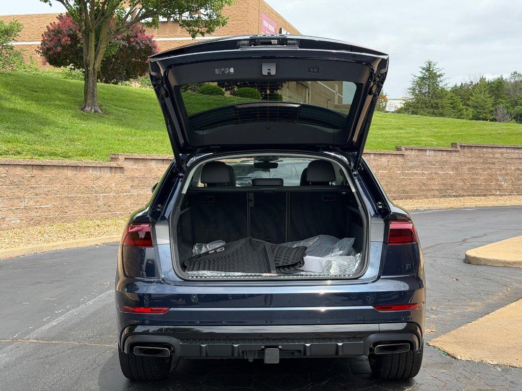 Used 2026 Audi Q8 Premium Plus w/ Premium Plus Package AWD/4WD image 4