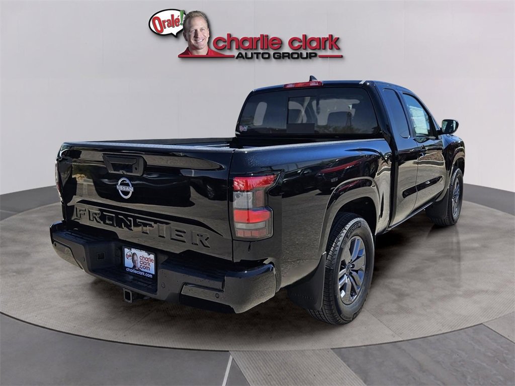 Used 2025 Nissan Frontier SV w/ SV Convenience Package image 6