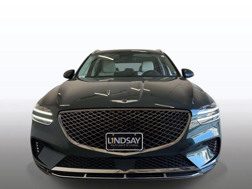 Used 2022 Genesis GV70 2.5T w/ Select Package AWD/4WD image 9