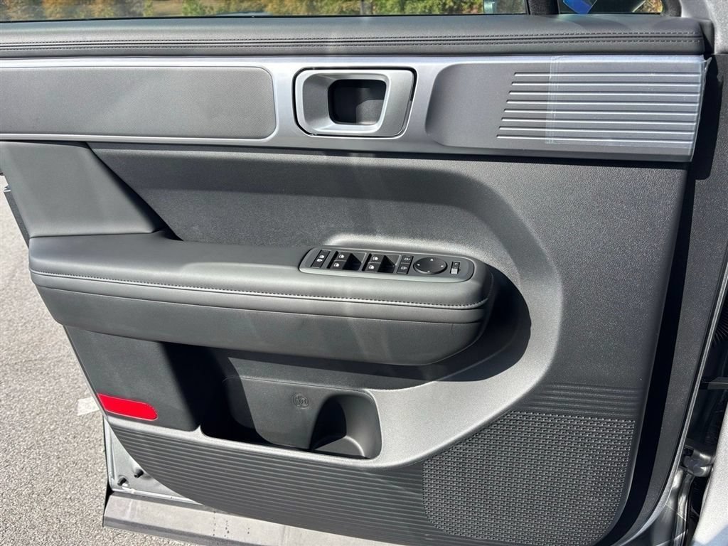 Certified 2026 Hyundai Santa Fe SEL FWD image 9