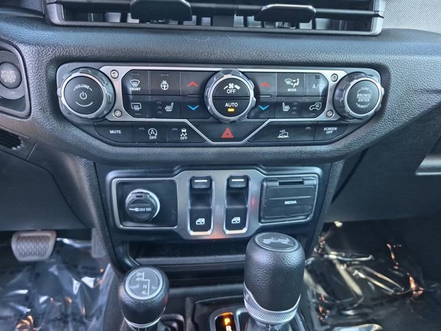 Used 2024 Jeep Wrangler Sport AWD/4WD image 23