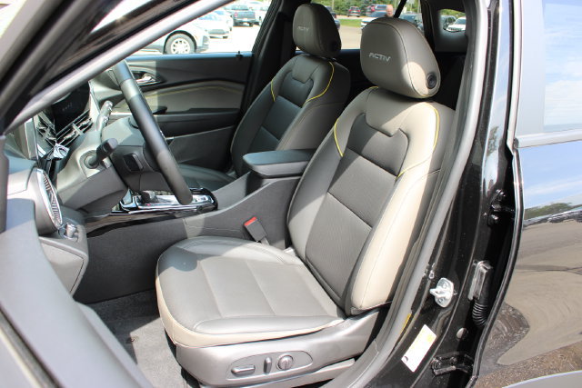 Used 2025 Chevrolet Trax ACTIV w/ Driver Confidence Package FWD image 9