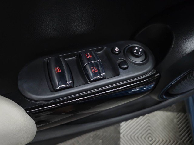 Used 2024 MINI Cooper John Cooper Works FWD image 31