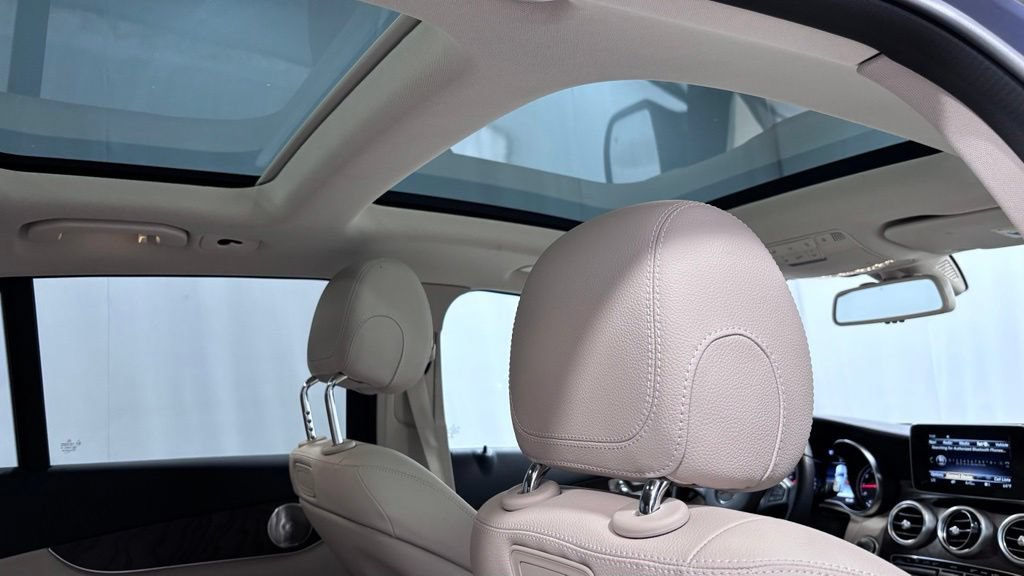Used 2019 Mercedes-Benz GLC 300 4MATIC image 26