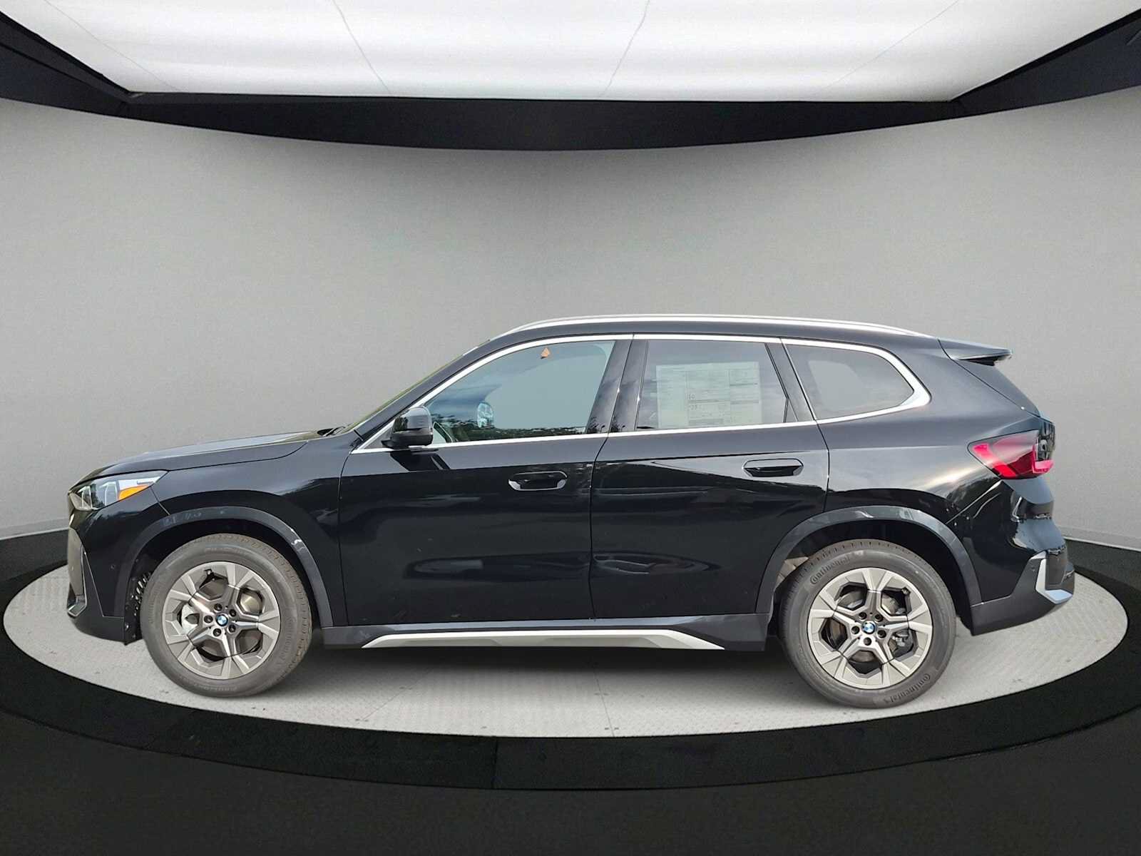 New 2027 BMW X1 xDrive28i AWD/4WD image 5