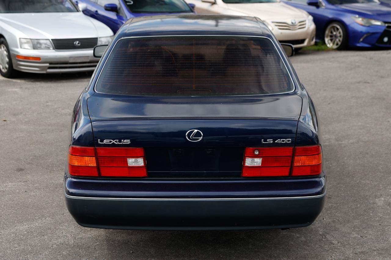 Used 1999 Lexus LS 400 w/ Premium Pkg RWD image 9