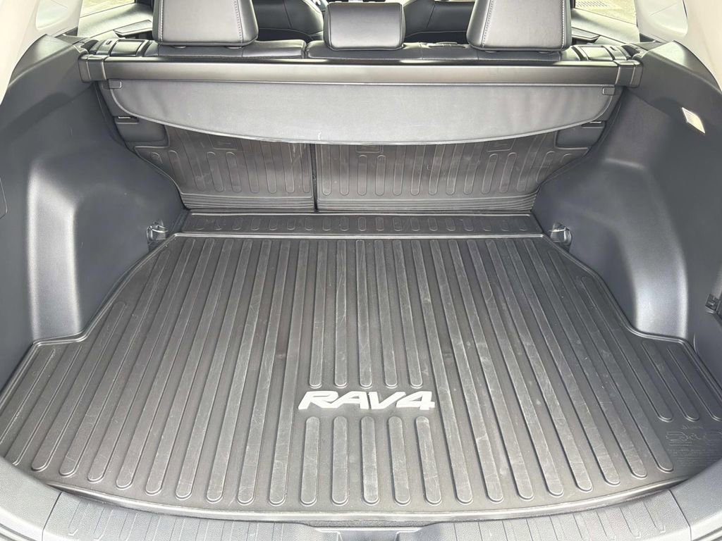 Used 2024 Toyota RAV4 XLE Premium FWD image 17