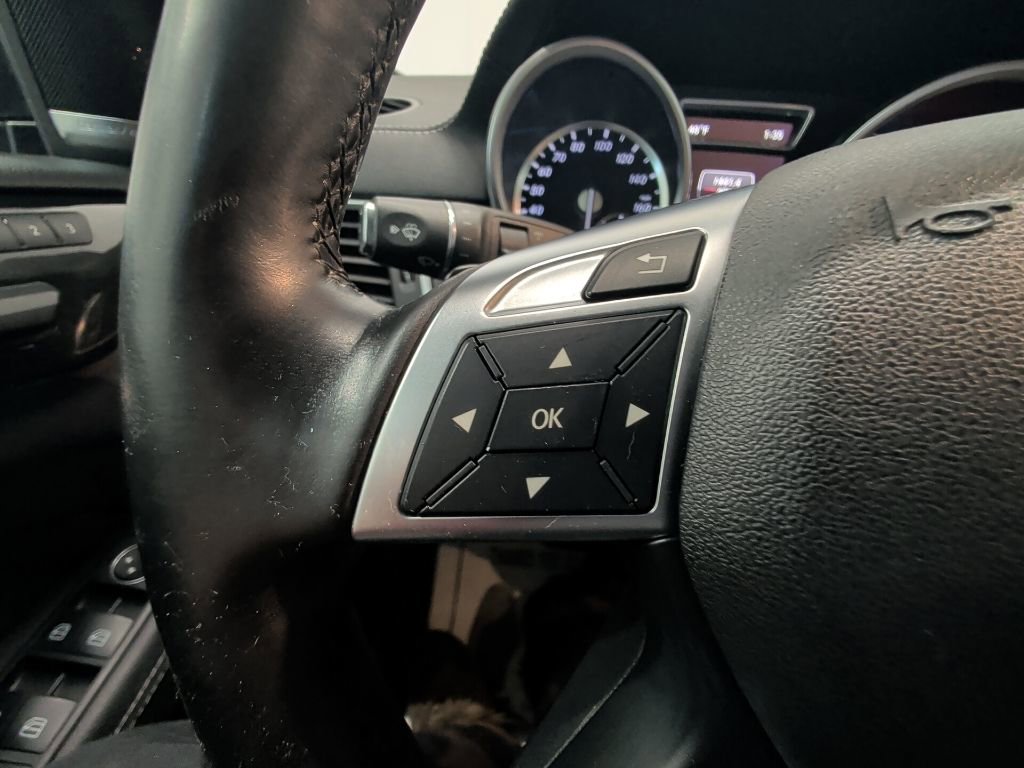 Used 2016 Mercedes-Benz GL 450 4MATIC image 21